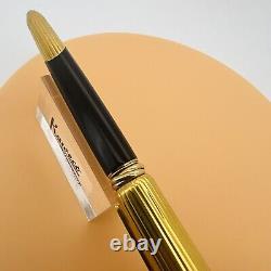 Must De Cartier Panthere Black risen Gold Plated Fountain Pen, 18K M Nib